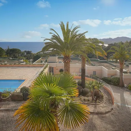 Aure-parking-piscine-terrasse-vca Apartmán Cannes
