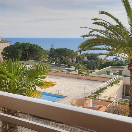 Aure-parking-piscine-terrasse-vca Apartmán