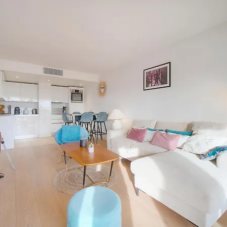 Apartmán Aure-parking-piscine-terrasse-vca *