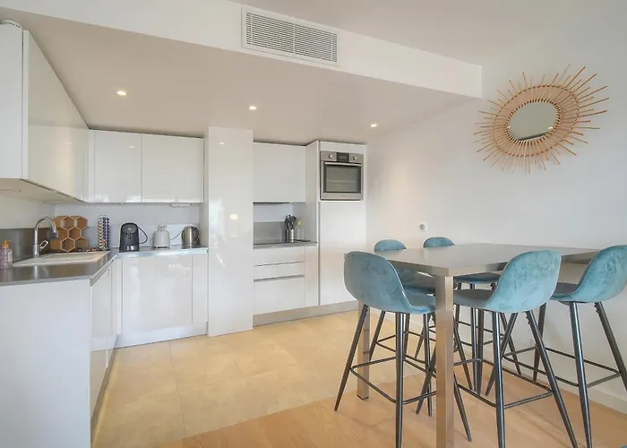 Auré-parking-piscine-terrasse-vca Apartment *