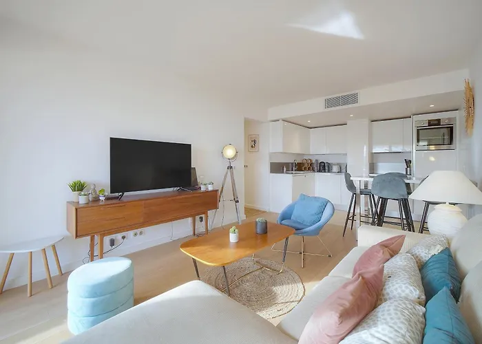 Apartment Aure-parking-piscine-terrasse-vca